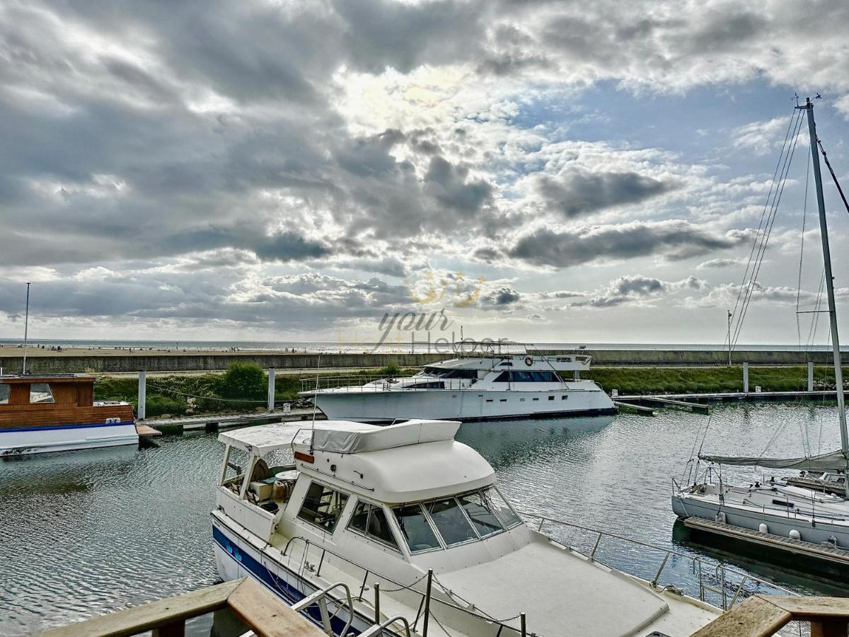 Le Yacht Yourhosthelper Deauville Exterior photo
