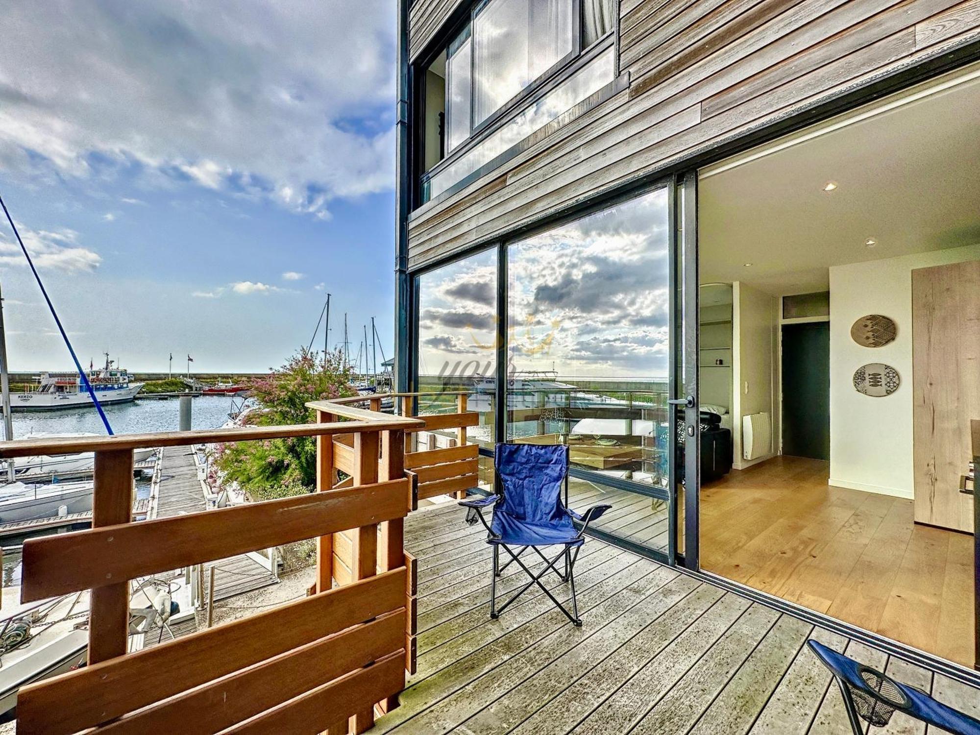 Le Yacht Yourhosthelper Deauville Exterior photo
